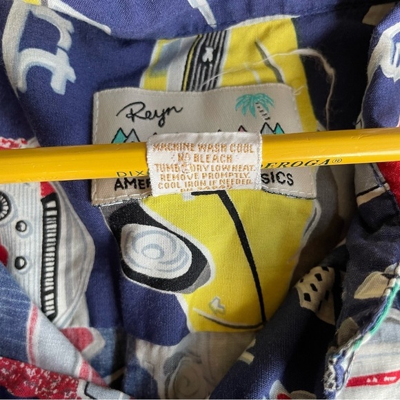 Reyn Spooner American Classics Chevy Hawaiian Shirt - Picture 5 of 8